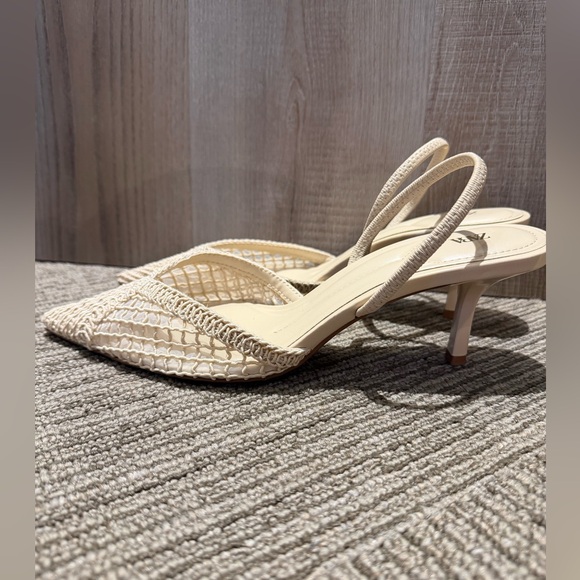 Zara Elegant Cream Heels - Picture 2 of 3